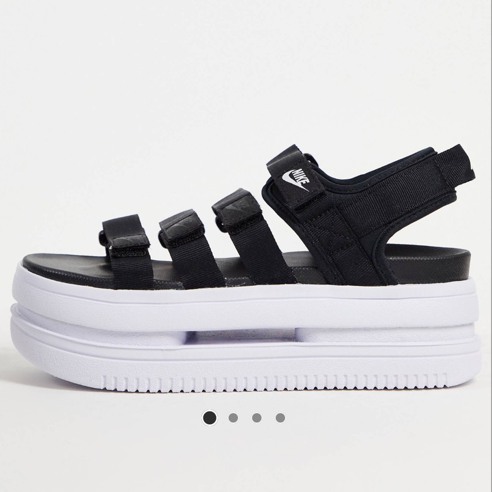 Nike Icon Classic platform sandals in black/white
